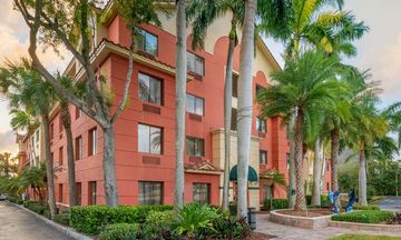 Palm Beach Gardens Hotel & Suites