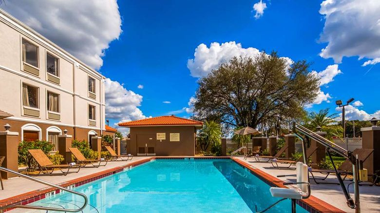 <b>Best Western Plus Bradenton Htl & Suites Pool</b>. Images powered by <a href="https://iceportal.shijigroup.com/" title="IcePortal" target="_blank">IcePortal</a>.