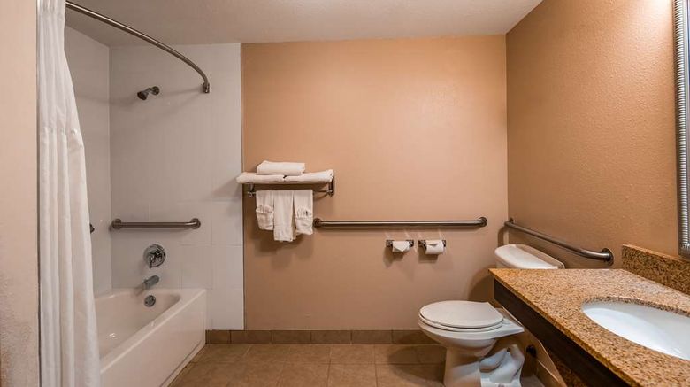 <b>Best Western Plus Bradenton Htl & Suites Room</b>. Images powered by <a href="https://iceportal.shijigroup.com/" title="IcePortal" target="_blank">IcePortal</a>.