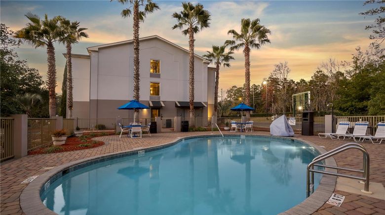 <b>Best Western Plus Tallahassee North Pool</b>. Images powered by <a href="https://iceportal.shijigroup.com/" title="IcePortal" target="_blank">IcePortal</a>.