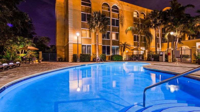 <b>Best Western Ft Lauderdale I95 Inn Pool</b>. Images powered by <a href="https://iceportal.shijigroup.com/" title="IcePortal" target="_blank">IcePortal</a>.