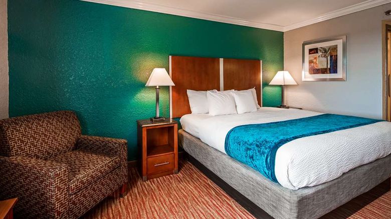 <b>Best Western Ft Lauderdale I95 Inn Room</b>. Images powered by <a href="https://iceportal.shijigroup.com/" title="IcePortal" target="_blank">IcePortal</a>.