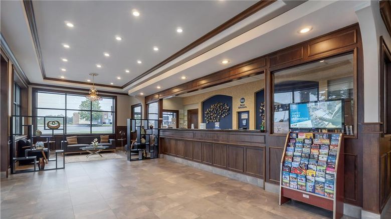 <b>Best Western Acworth Inn Lobby</b>. Images powered by <a href="https://iceportal.shijigroup.com/" title="IcePortal" target="_blank">IcePortal</a>.