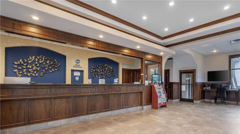 <b>Best Western Acworth Inn Lobby</b>. Images powered by <a href="https://iceportal.shijigroup.com/" title="IcePortal" target="_blank">IcePortal</a>.