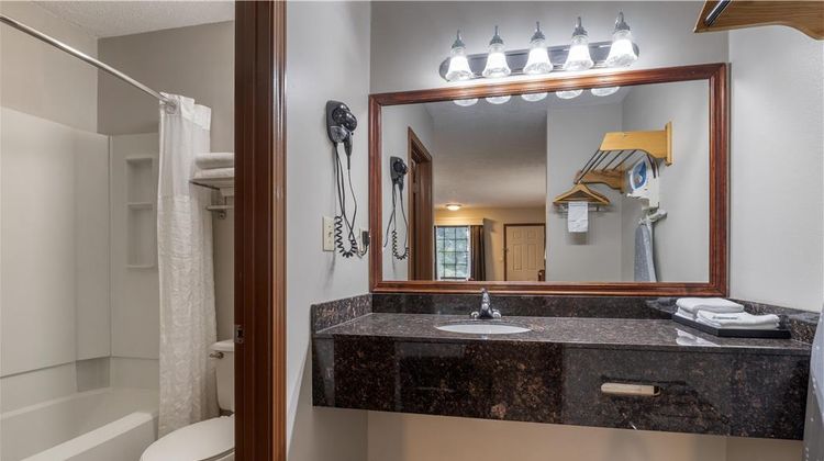 Best Western Acworth Inn Room