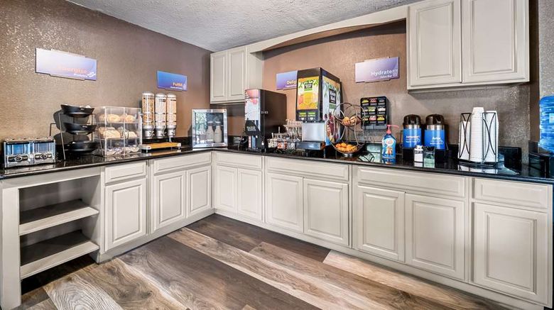 <b>Best Western Braselton Inn Restaurant</b>. Images powered by <a href="https://iceportal.shijigroup.com/" title="IcePortal" target="_blank">IcePortal</a>.