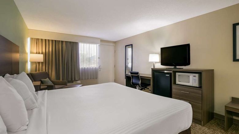 <b>Best Western Milton Inn Room</b>. Images powered by <a href="https://iceportal.shijigroup.com/" title="IcePortal" target="_blank">IcePortal</a>.
