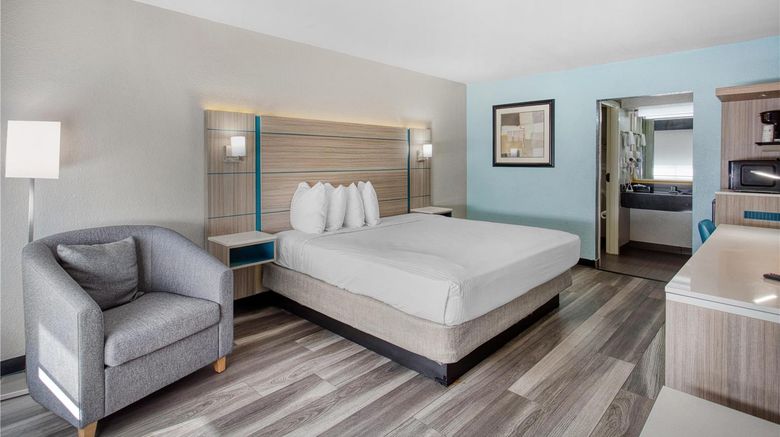 <b>Best Western Executive Inn Room</b>. Images powered by <a href="https://iceportal.shijigroup.com/" title="IcePortal" target="_blank">IcePortal</a>.