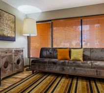 Best Western Shenandoah Inn Lobby