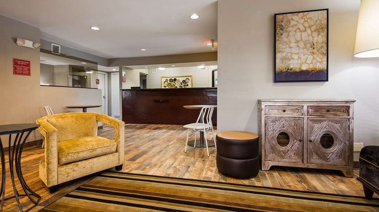 Best Western Shenandoah Inn Lobby