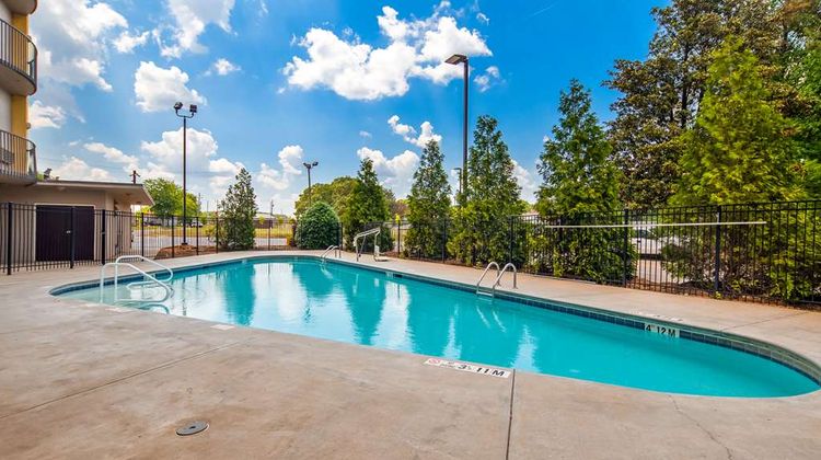 Best Western Plus Atlanta Airport- East Pool