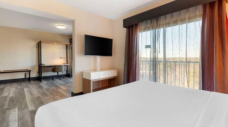 Best Western Plus Atlanta Airport- East Room