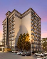 Best Western Plus Atlanta Airport- East