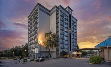 Best Western Plus Atlanta Airport- East