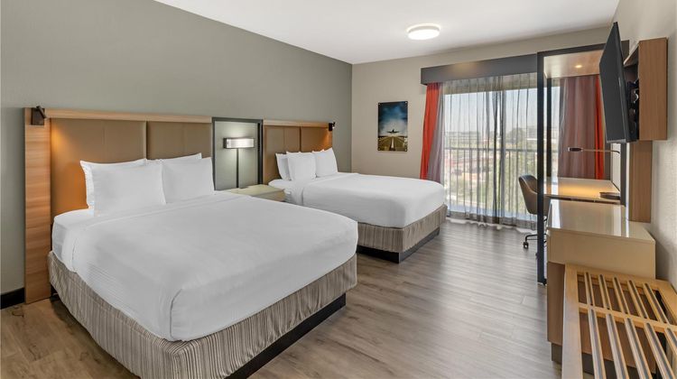 Best Western Plus Atlanta Airport- East Room