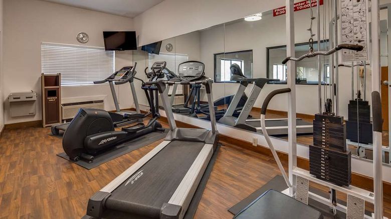 <b>Best Western Inn & Suites of Macon Health</b>. Images powered by <a href="https://iceportal.shijigroup.com/" title="IcePortal" target="_blank">IcePortal</a>.