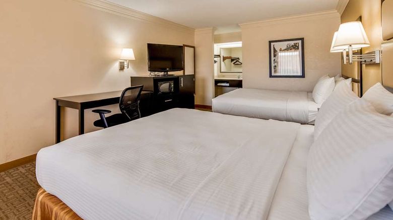 <b>Best Western Inn & Suites of Macon Room</b>. Images powered by <a href="https://iceportal.shijigroup.com/" title="IcePortal" target="_blank">IcePortal</a>.
