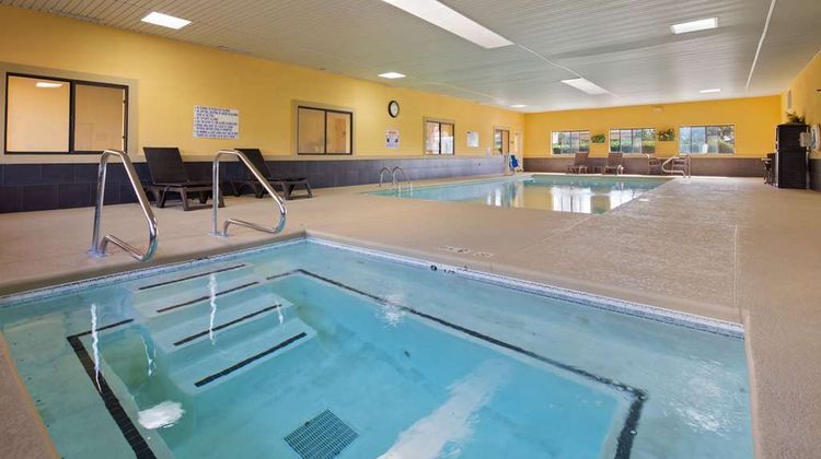 Best Western Inn & Suites Pool