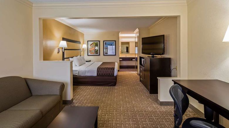 <b>Best Western Inn & Suites Suite</b>. Images powered by <a href="https://iceportal.shijigroup.com/" title="IcePortal" target="_blank">IcePortal</a>.