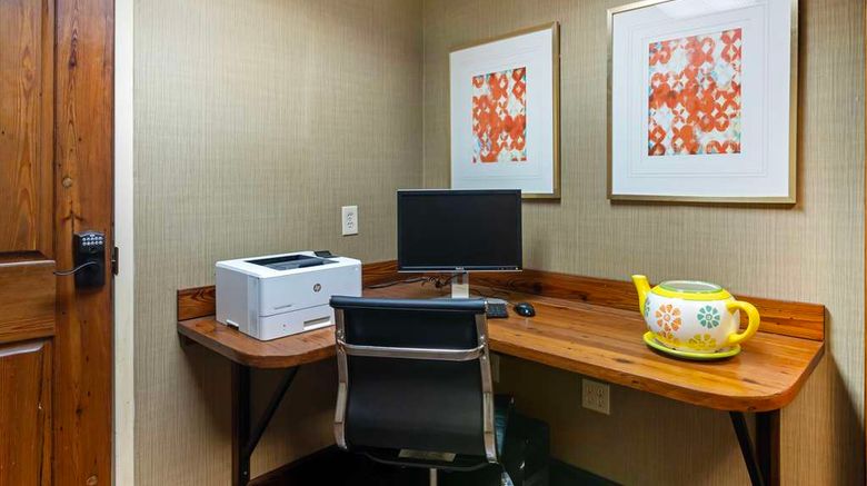 <b>Best Western Colonial Inn Other</b>. Images powered by <a href="https://iceportal.shijigroup.com/" title="IcePortal" target="_blank">IcePortal</a>.