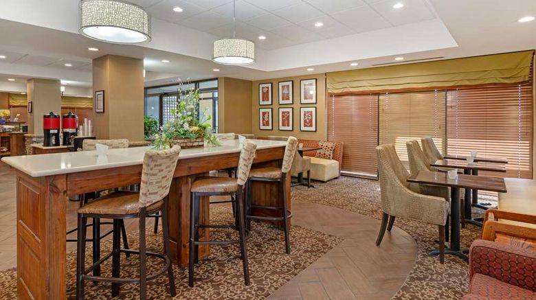 <b>Best Western Colonial Inn Restaurant</b>. Images powered by <a href="https://iceportal.shijigroup.com/" title="IcePortal" target="_blank">IcePortal</a>.