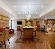 Best Western Colonial Inn Lobby