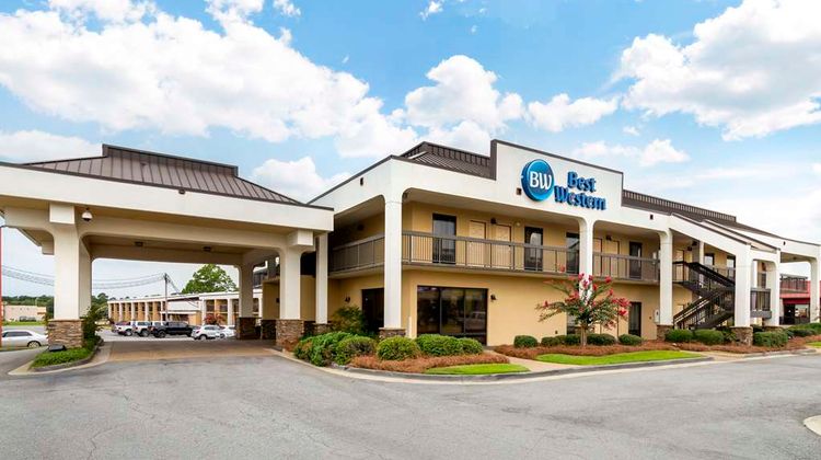 Best Western Colonial Inn Exterior