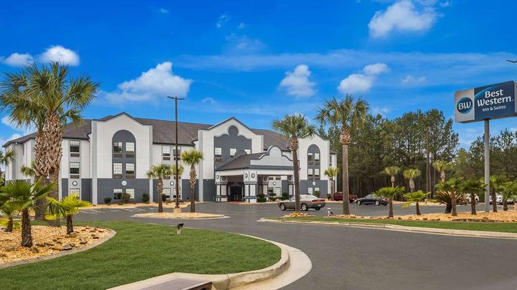 Best Western Bradbury Inn & Suites Exterior