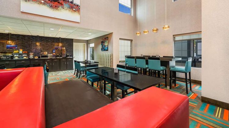 Best Western Bradbury Inn & Suites Restaurant