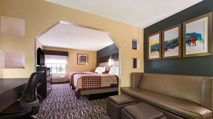 Best Western Bradbury Inn & Suites Room