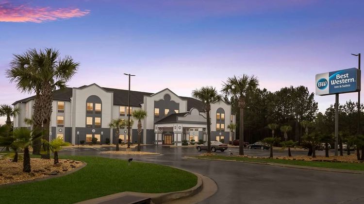 Best Western Bradbury Inn & Suites Exterior