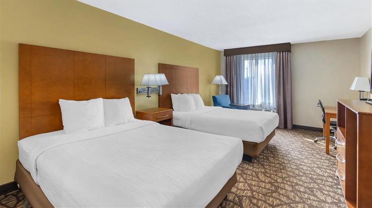 Best Western Plus Richmond Hill Inn Room