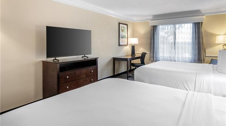 <b>Best Western Augusta West Room</b>. Images powered by <a href="https://iceportal.shijigroup.com/" title="IcePortal" target="_blank">IcePortal</a>.