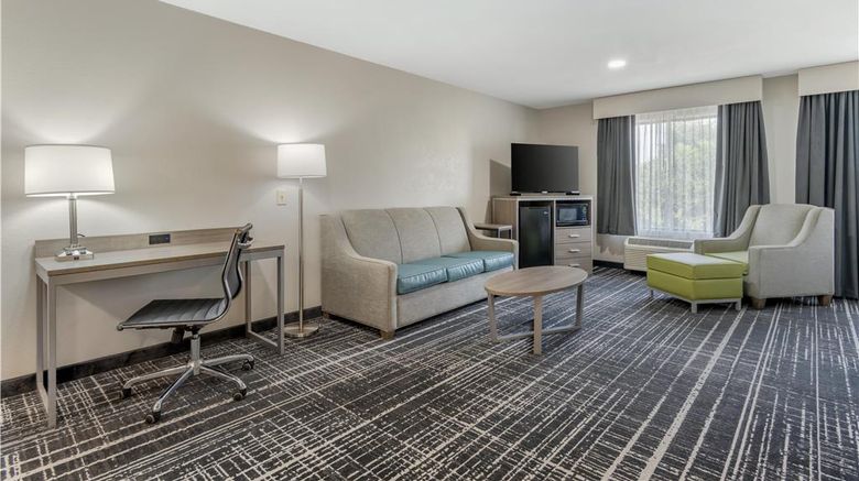 <b>Best Western Commerce Inn Suite</b>. Images powered by <a href="https://iceportal.shijigroup.com/" title="IcePortal" target="_blank">IcePortal</a>.
