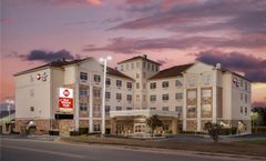 Best Western Plus Rose City Conf Ctr Inn