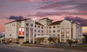 Best Western Plus Rose City Conf Ctr Inn