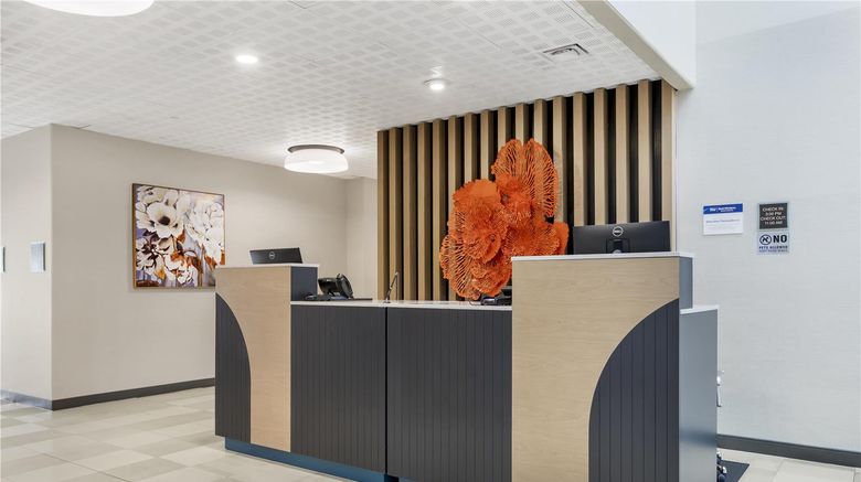 <b>Best Western Plus Rose City Conf Ctr Inn Lobby</b>. Images powered by <a href="https://iceportal.shijigroup.com/" title="IcePortal" target="_blank">IcePortal</a>.