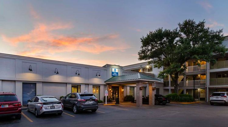Best Western Savannah Historic District Exterior