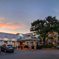 Best Western Savannah Historic District