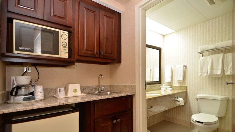 Best Western Hiram Inn & Suites Suite