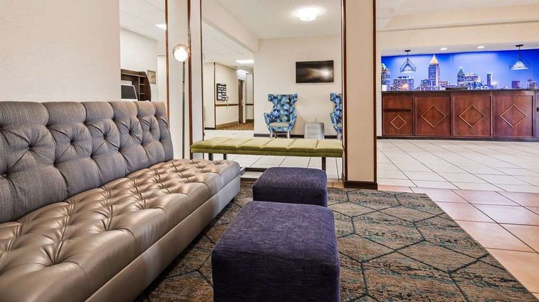 <b>Best Western Hiram Inn & Suites Lobby</b>. Images powered by <a href="https://iceportal.shijigroup.com/" title="IcePortal" target="_blank">IcePortal</a>.