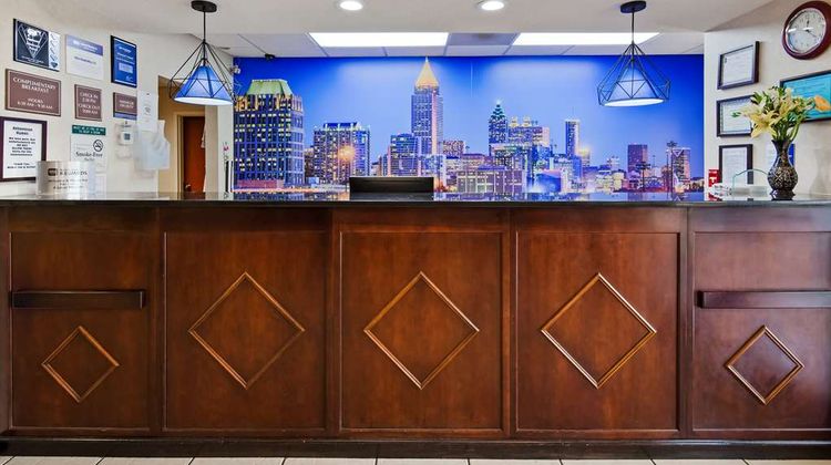 Best Western Hiram Inn & Suites Lobby