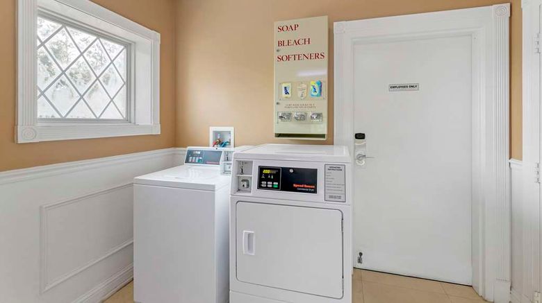 <b>Best Western Plus Kingsland Other</b>. Images powered by <a href="https://iceportal.shijigroup.com/" title="IcePortal" target="_blank">IcePortal</a>.