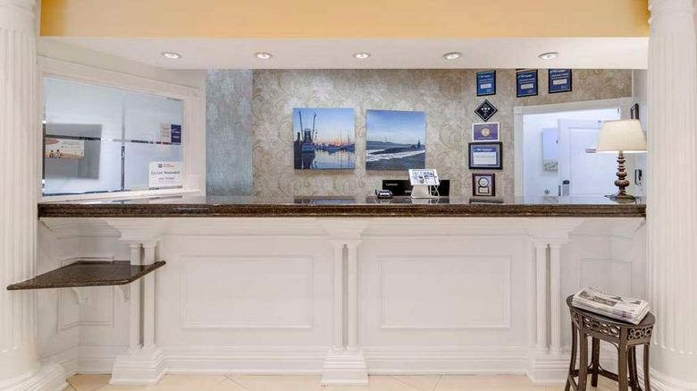 <b>Best Western Plus Kingsland Lobby</b>. Images powered by <a href="https://iceportal.shijigroup.com/" title="IcePortal" target="_blank">IcePortal</a>.