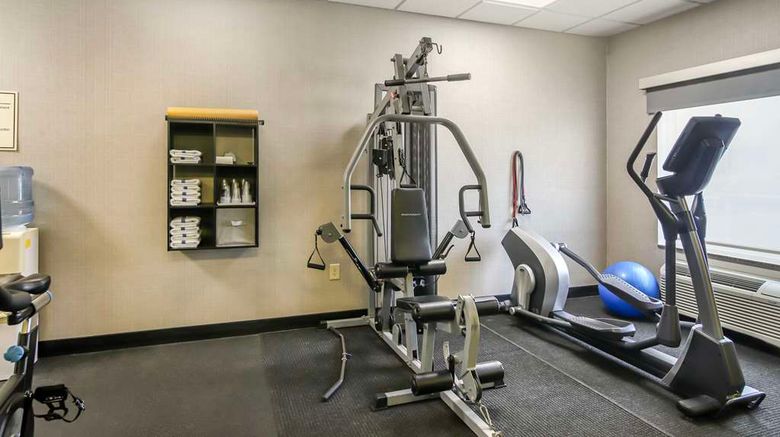 <b>Best Western Plus Brunswick Inn & Suites Health</b>. Images powered by <a href="https://iceportal.shijigroup.com/" title="IcePortal" target="_blank">IcePortal</a>.
