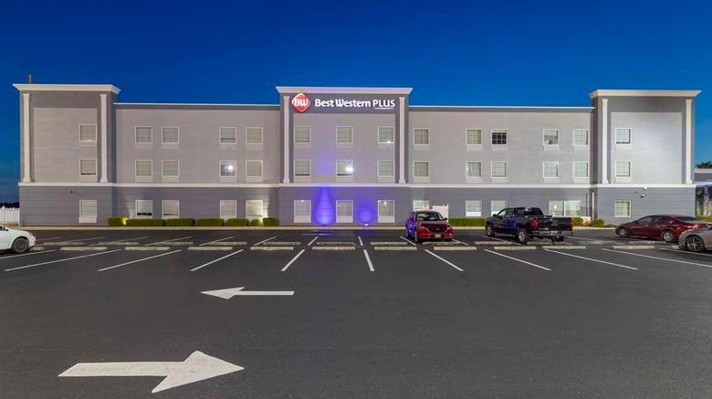 Best Western Plus Brunswick Inn  and  Suites Exterior. Images powered by <a href="https://iceportal.shijigroup.com" target="_blank" rel="noopener">Ice Portal</a>.