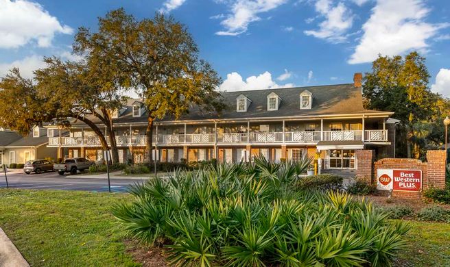 Best Western Plus St. Simons Exterior