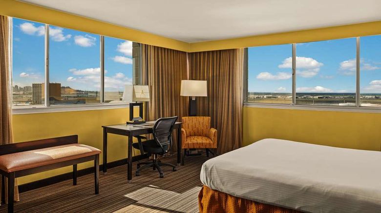 <b>Best Western The Plaza Hotel Honolulu Room</b>. Images powered by <a href="https://iceportal.shijigroup.com/" title="IcePortal" target="_blank">IcePortal</a>.