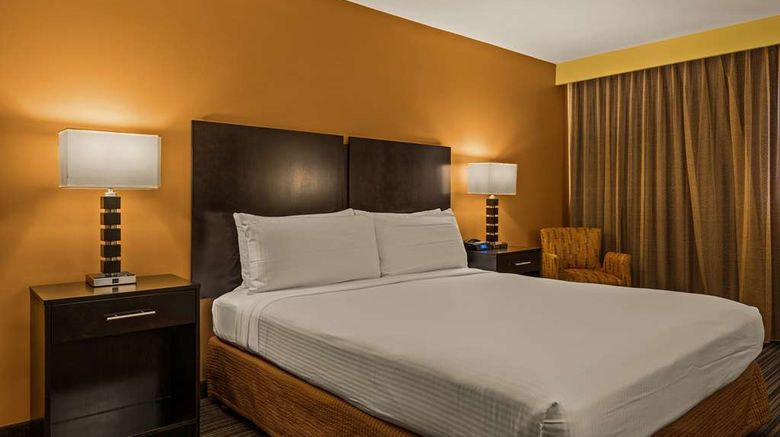 <b>Best Western The Plaza Hotel Honolulu Room</b>. Images powered by <a href="https://iceportal.shijigroup.com/" title="IcePortal" target="_blank">IcePortal</a>.
