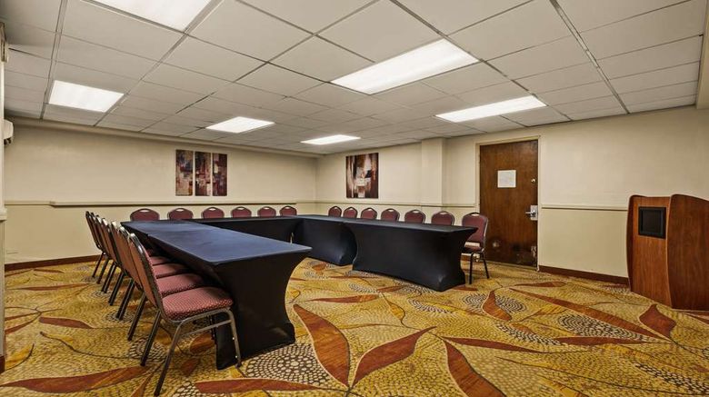 <b>Best Western The Plaza Hotel Honolulu Meeting</b>. Images powered by <a href="https://iceportal.shijigroup.com/" title="IcePortal" target="_blank">IcePortal</a>.